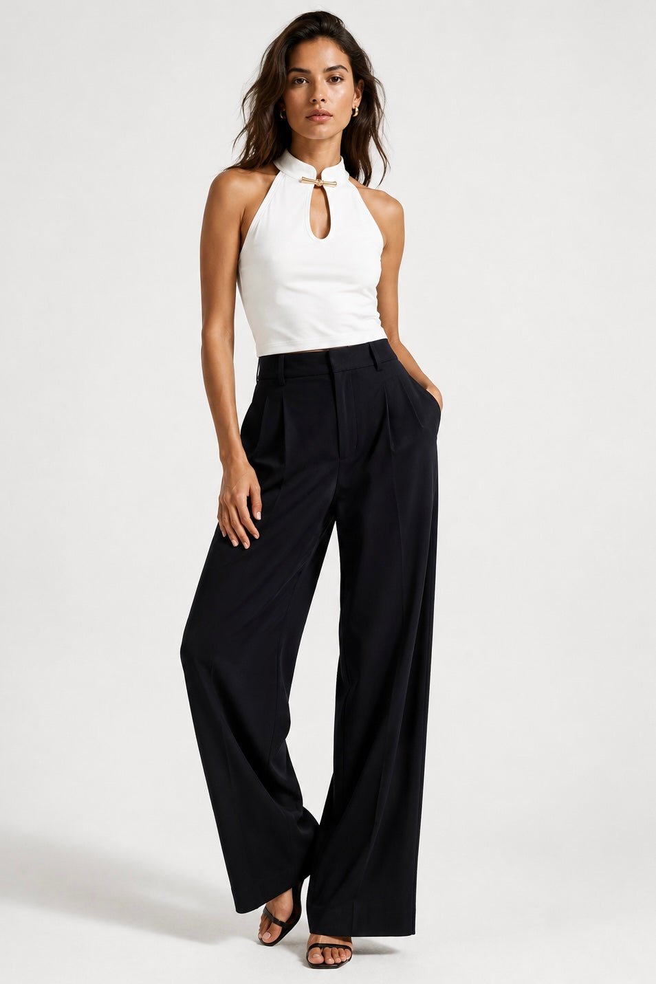 Noiré Halter Top