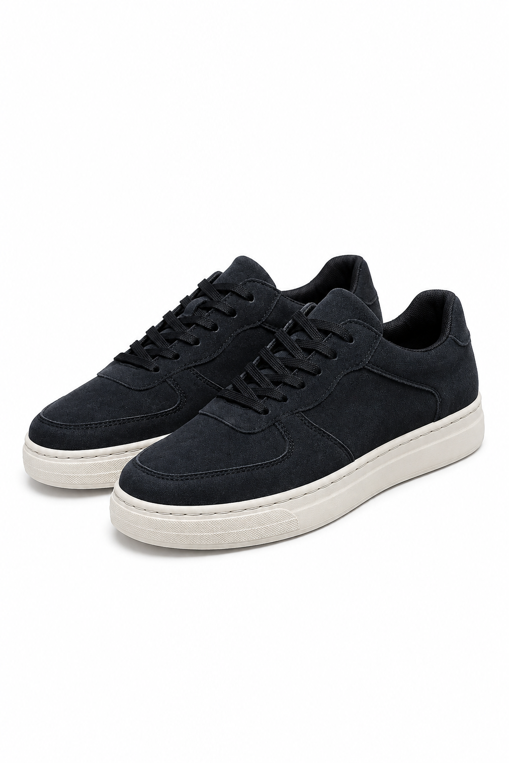 Stride Court Sneaker